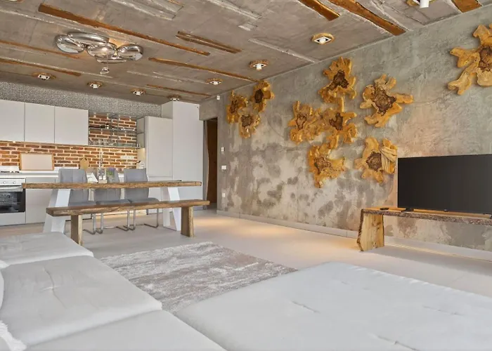 Apartment Design Lux Wisdom In Bamboo Garden,no Shoes Allowed Inside *