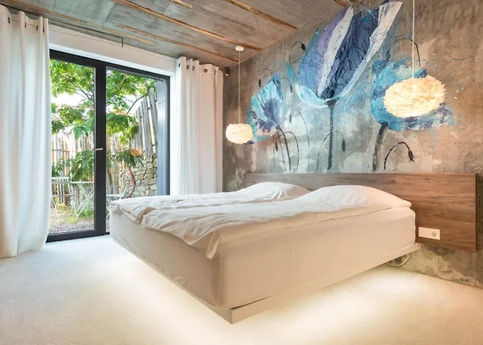 Apartment Design Lux Wisdom In Bamboo Garden,no Shoes Allowed Inside